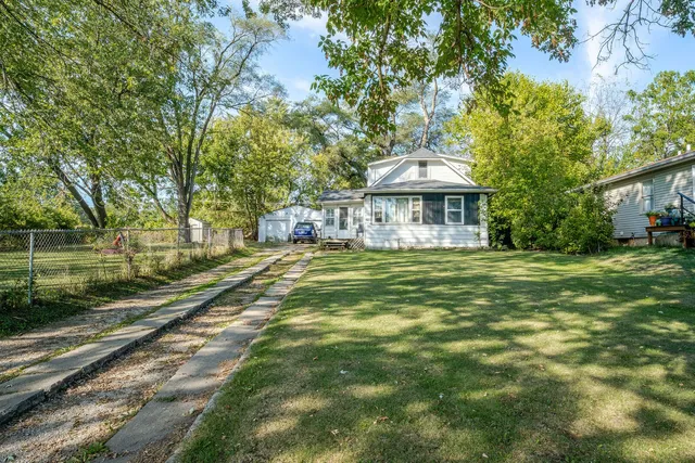 $150,000 | 1428 Ardmore Drive, Round Lake Beach, IL 60073