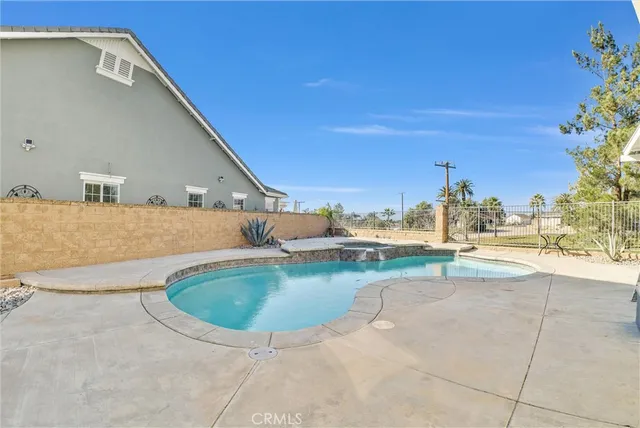 $999,000 | 519 Cedarbrook Lane, Corona, CA 92879