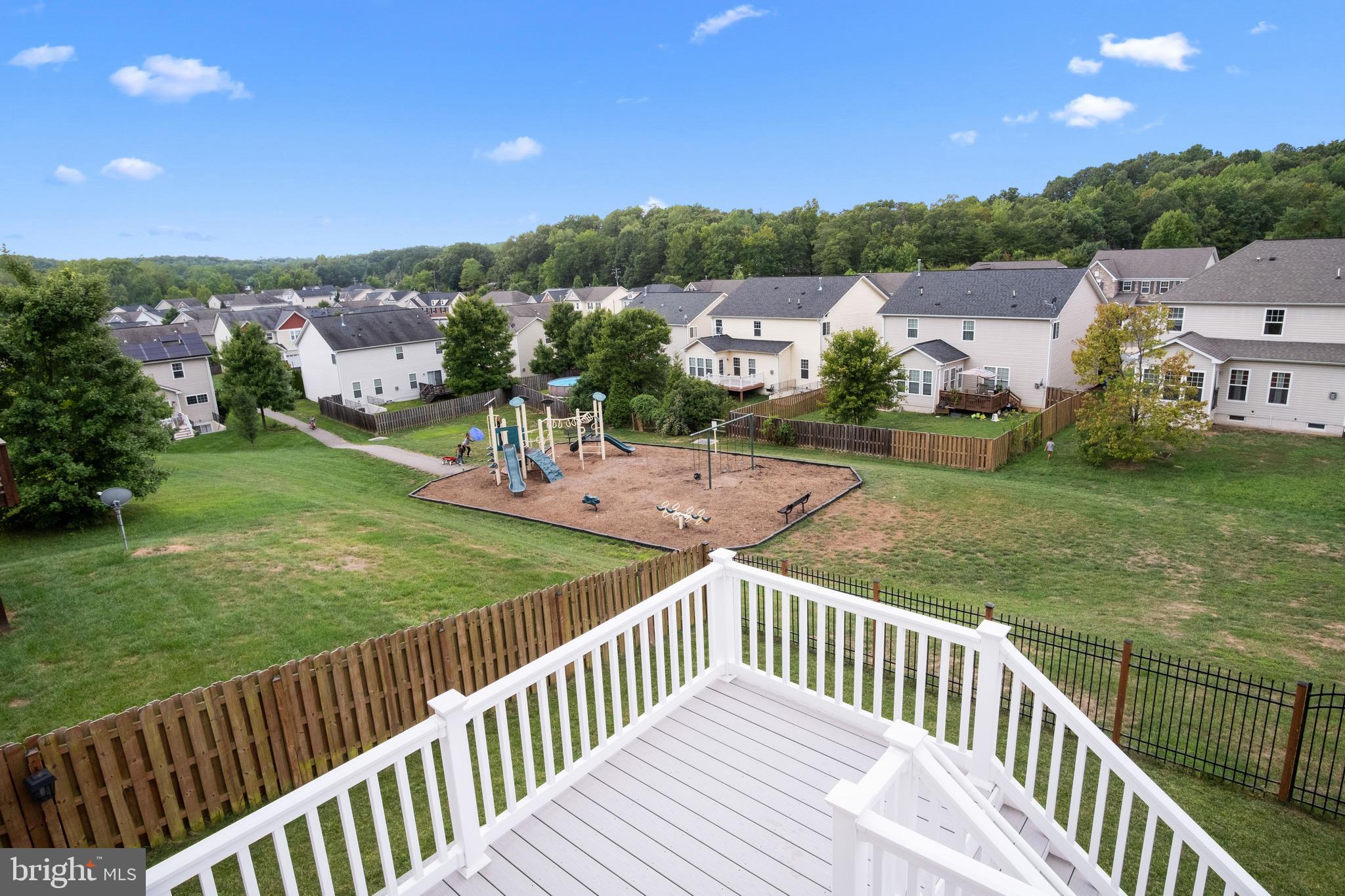 4152 Agency Loop Triangle, VA 22172 - Photo 14 of 70 Open space behind property.