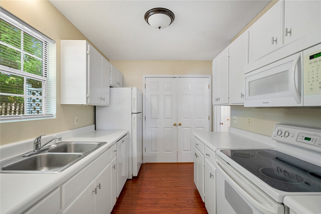4322 Lexington Way Anderson, SC 29621 - Photo 17 of 32 Gallery Image 17