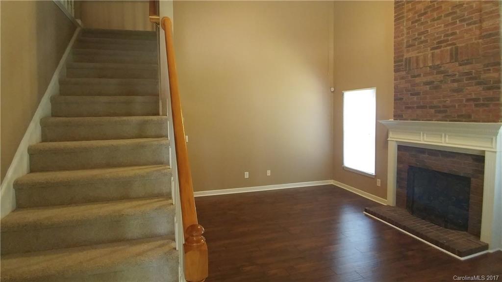 7009 Rothmore View Court Charlotte, NC 28215 - Photo 8 of 23 Gallery Image 8