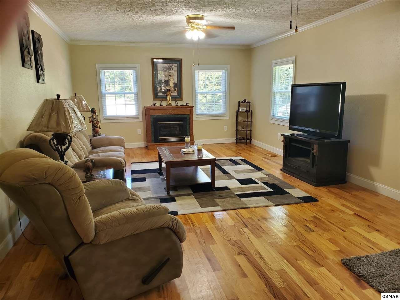 704 Rush Branch Road Pigeon Forge, TN 37863 - Photo 10 of 30 Gallery Image 10