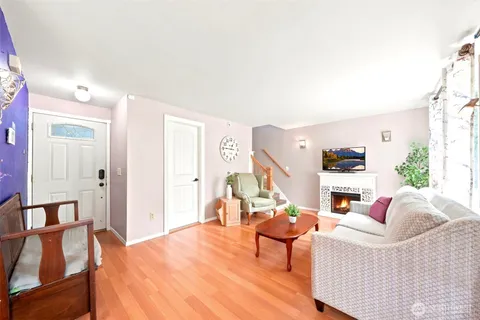 $335,000 | 16307 177th Avenue Southeast, Unit B, Monroe, WA 98272