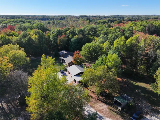 $879,000 | 2697 North 176th Avenue, Walkerville, MI 49459