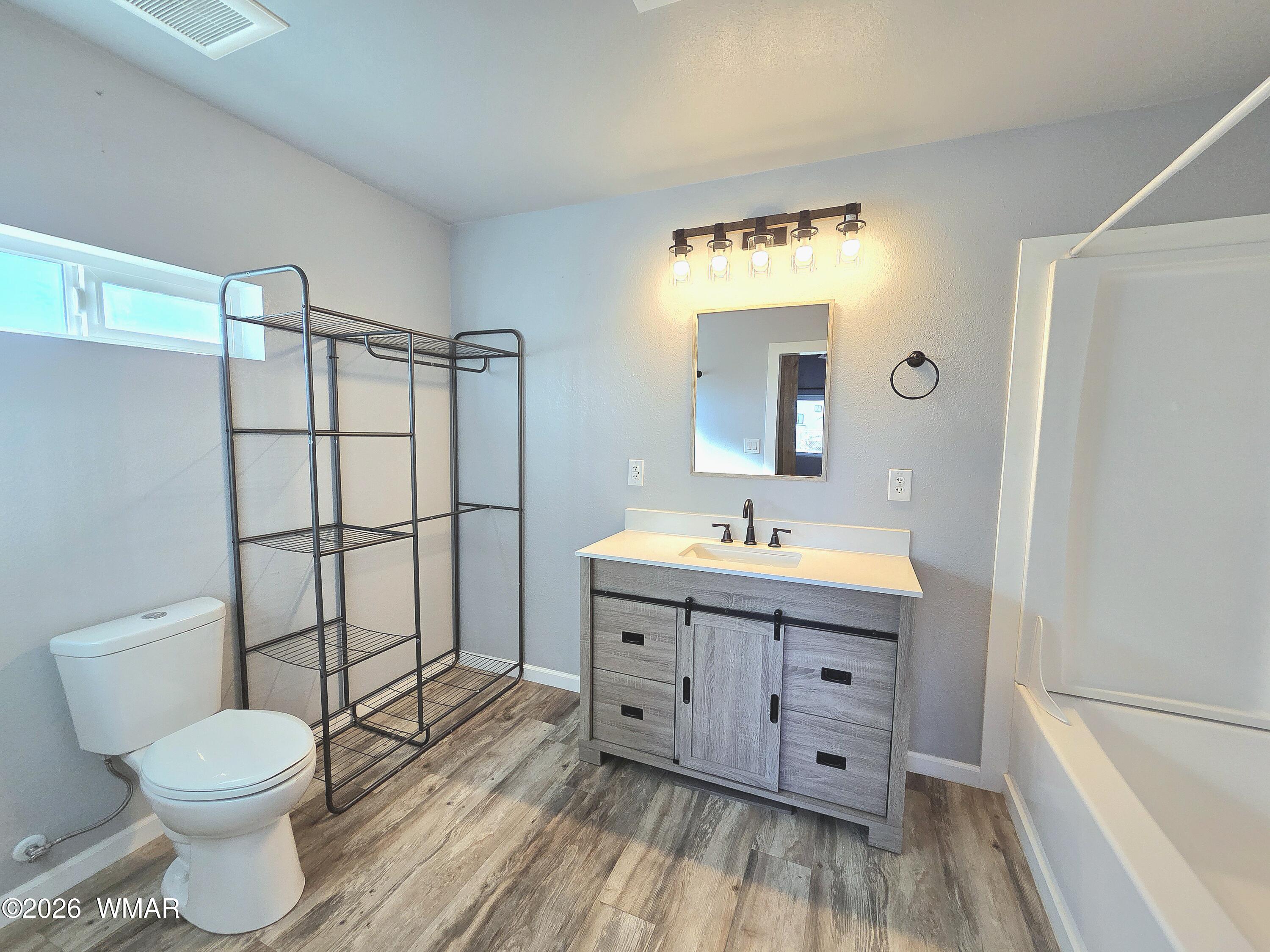 32-34 County Road Concho, AZ 85924 - Photo 12 of 72 Primary Bathroom- Empty
