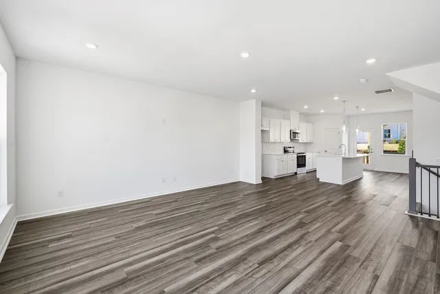 $482,990 | 3070 Hudson Glen Way, Dacula, GA 30019