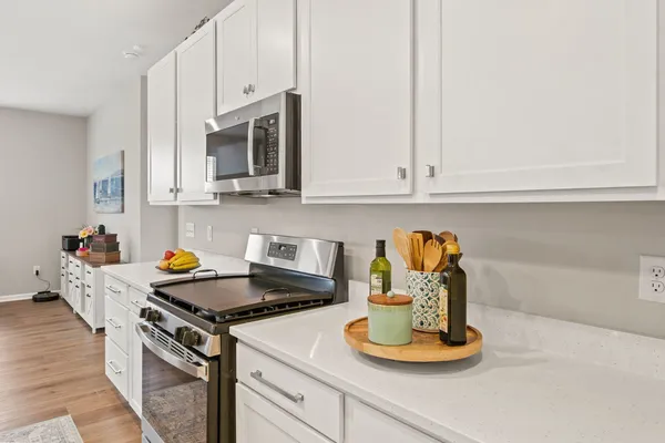 $595,000 | 1167 Slade Road, South Elgin, IL 60177