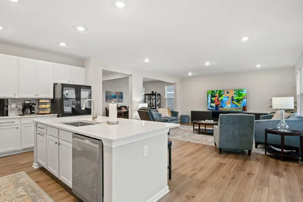 $595,000 | 1167 Slade Road, South Elgin, IL 60177