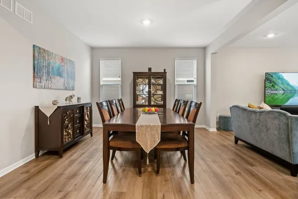 $595,000 | 1167 Slade Road, South Elgin, IL 60177