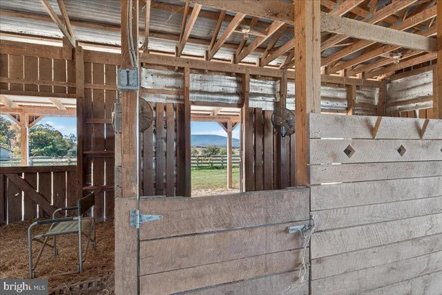 $1,500,000 | 239 Mt Carmel Road, Luray, VA 22835