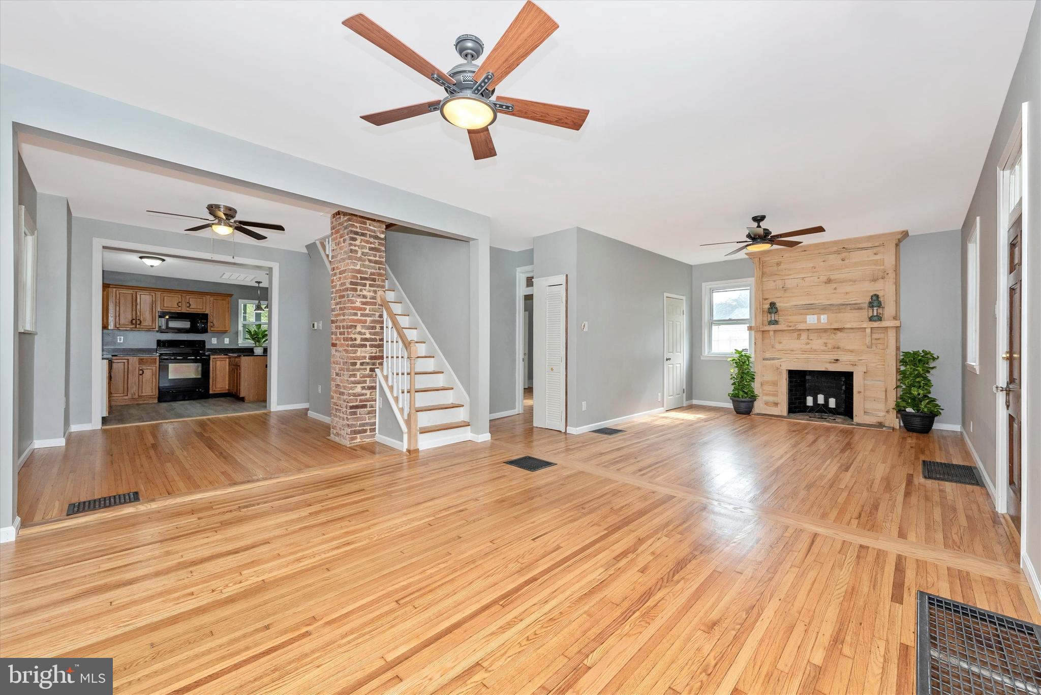 624 Beaver Creek Road Hagerstown, MD 21740 - Photo 12 of 42 Ceiling fans keep you comfortable.