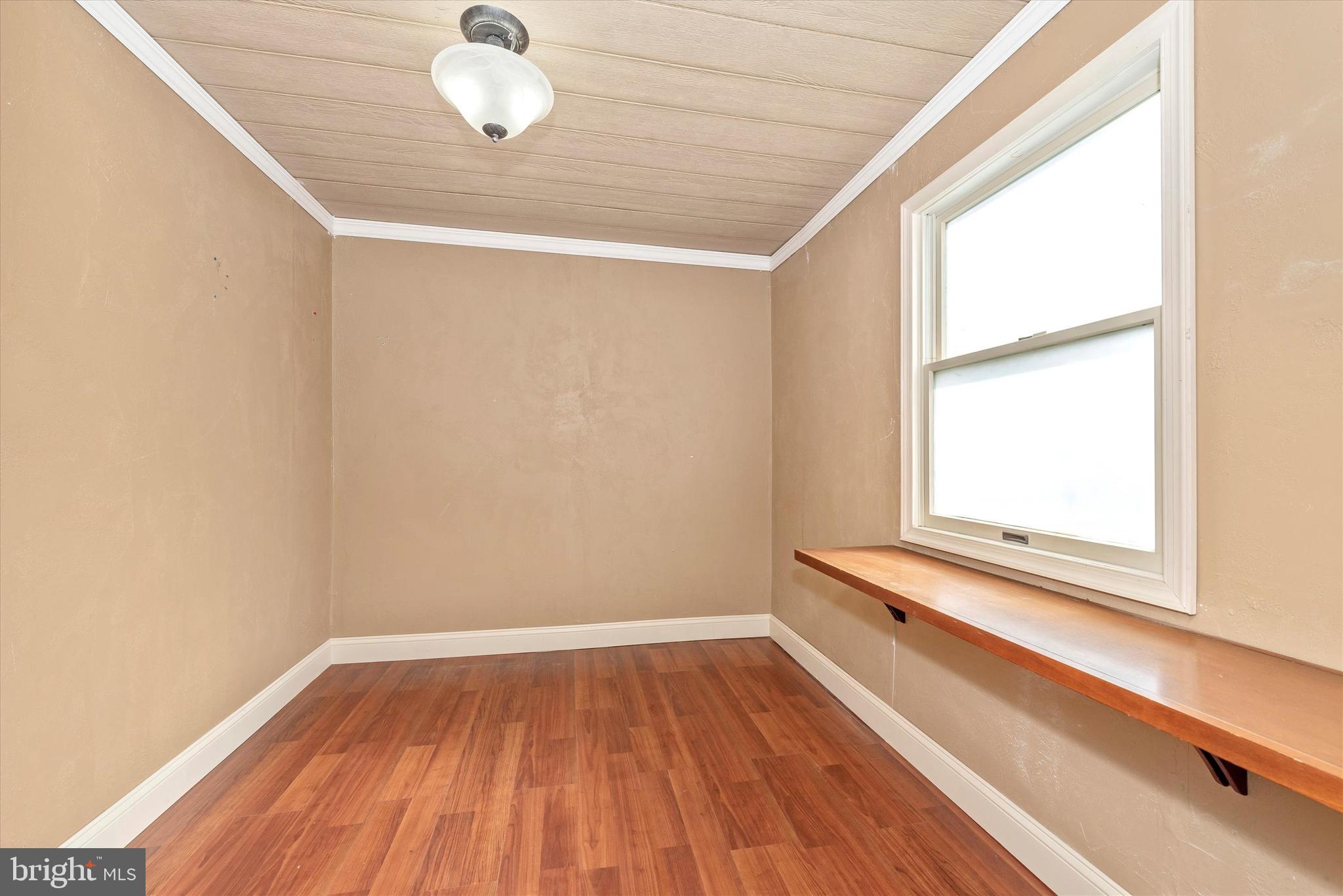 624 Beaver Creek Road Hagerstown, MD 21740 - Photo 18 of 42 Bonus room? Huge closet? It's your choice!