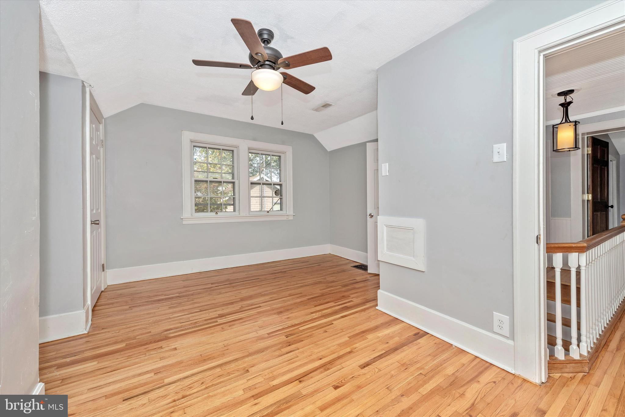 624 Beaver Creek Road Hagerstown, MD 21740 - Photo 27 of 42 Bedroom two - nice size for auxiliary bedrooms!