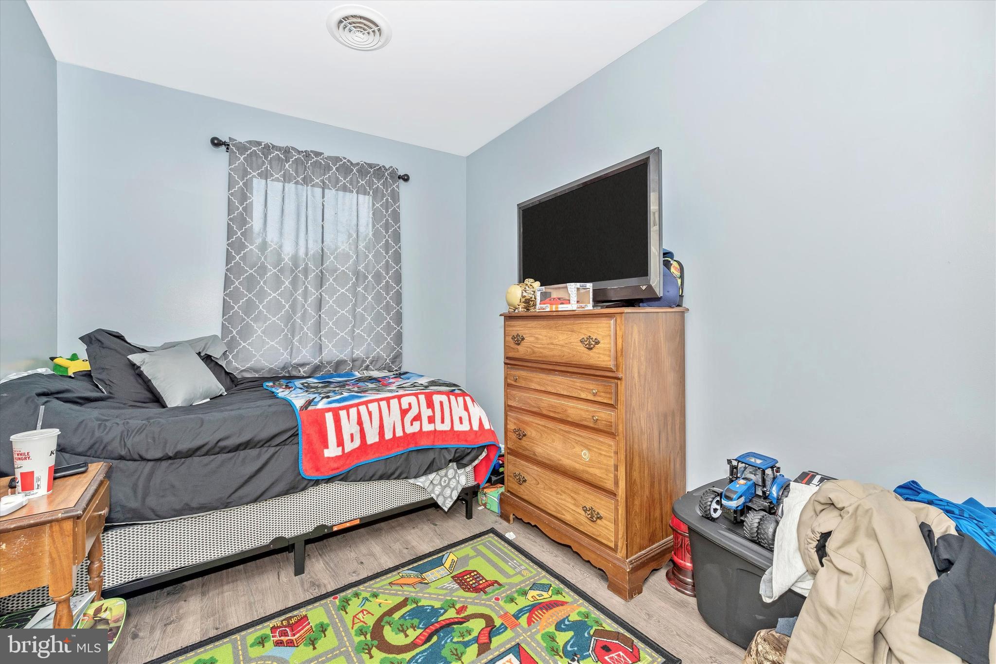 624 Beaver Creek Road Hagerstown, MD 21740 - Photo 36 of 42 Bedroom 2 in garage apartment.