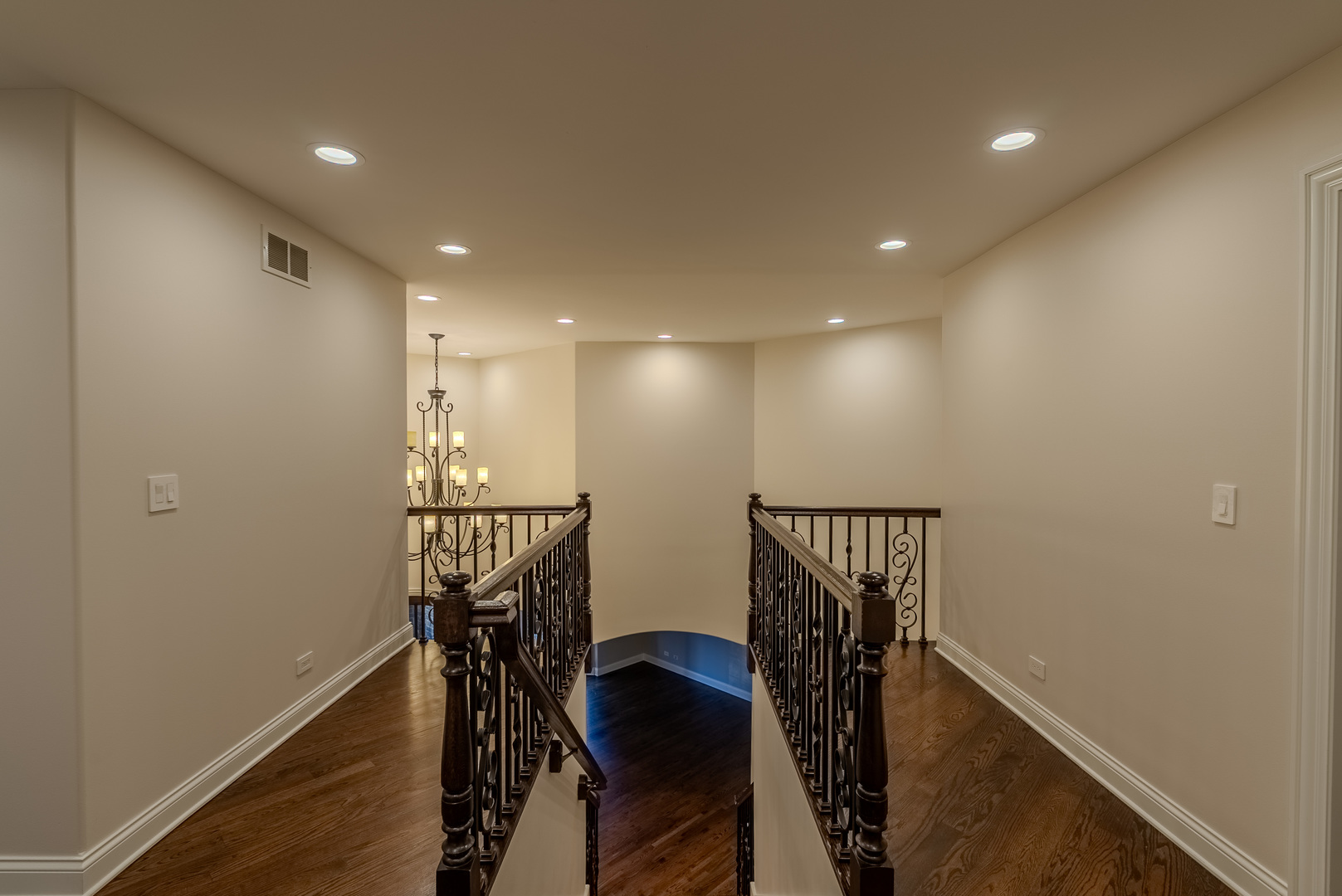 863 Bittersweet Drive Northbrook, IL 60062 - Photo 21 of 51 a view of a room with gym equipment