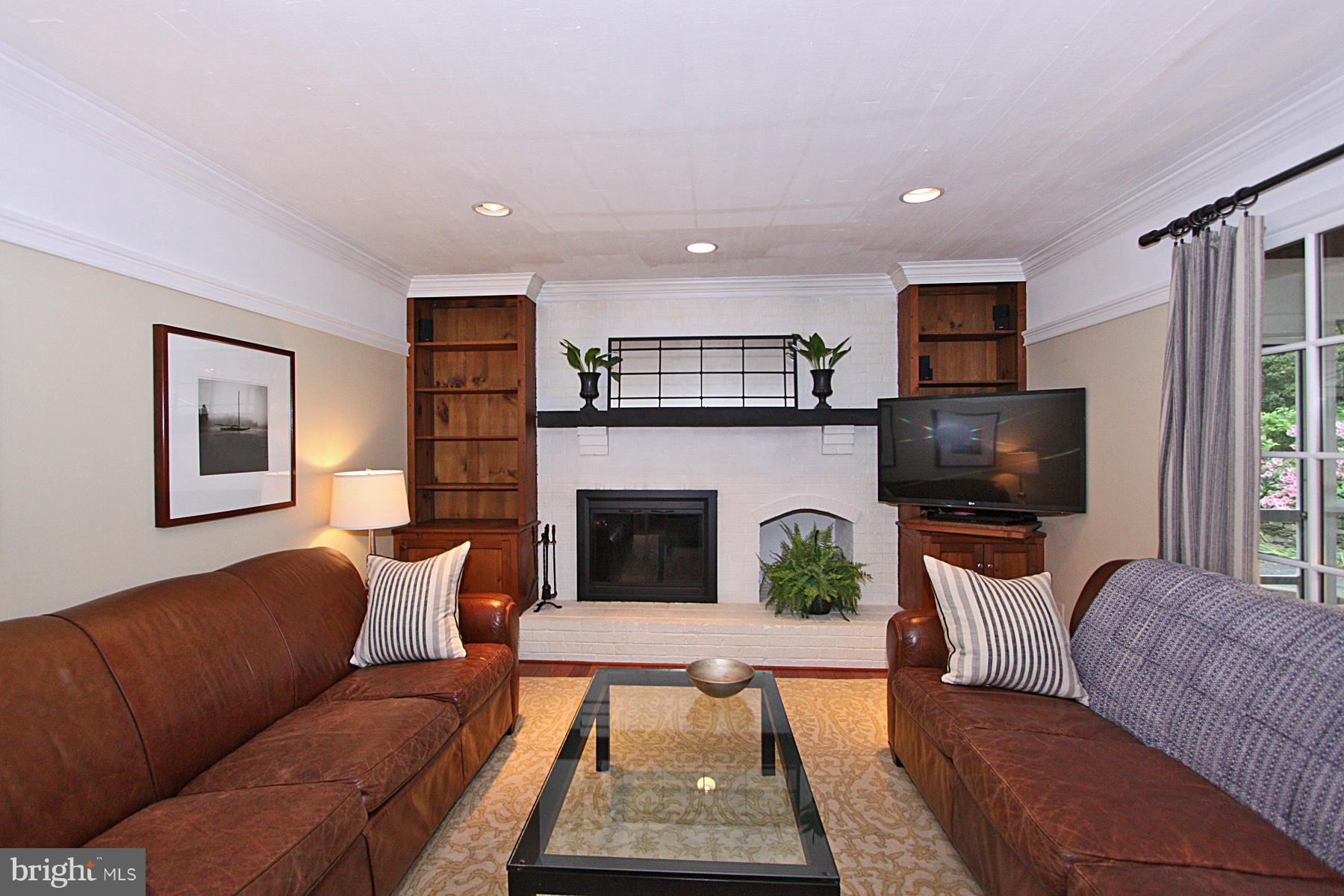 1614 Stowe Road Reston, VA 20194 - Photo 14 of 28 Family Room