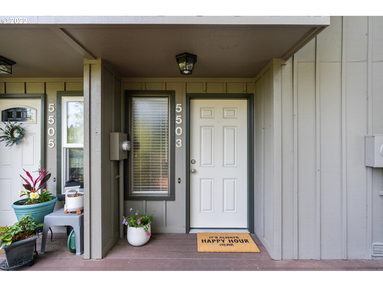 5503 Southwest Multnomah Boulevard Portland, OR 97219 - Photo 17 of 21 a view of interior space
