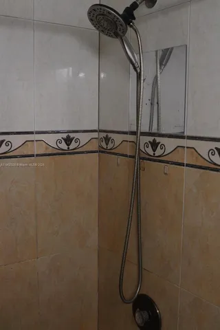 $1,100 | 20022 Northwest 58th Court, Unit 1, Hialeah, FL 33015