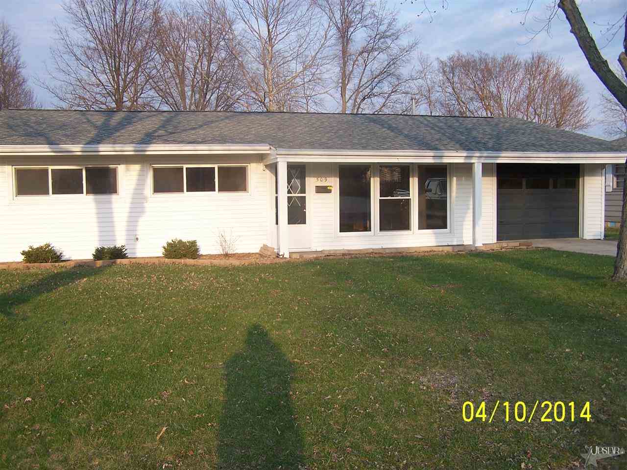 509 Stratton Way Decatur, IN 46733 - Photo 1 of 16
