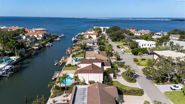$3,790,000 | 4922 West Bay Way Place, Tampa, FL 33629