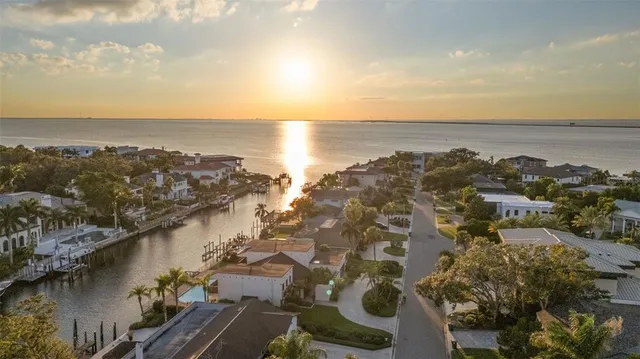 $3,790,000 | 4922 West Bay Way Place, Tampa, FL 33629