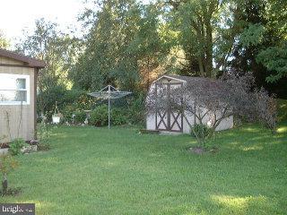 189 Hurst Road Ephrata, PA 17522 - Photo 3 of 8 Gallery Image 3