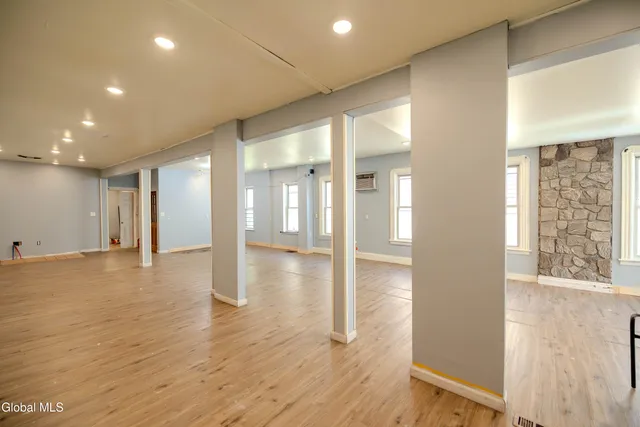 $329,900 | 947 Park Avenue, Schenectady, NY 12308