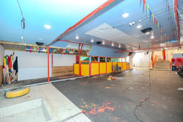 $329,900 | 947 Park Avenue, Schenectady, NY 12308