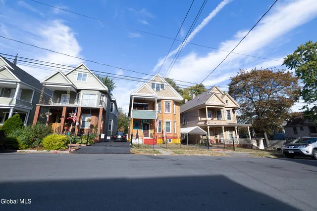 $329,900 | 947 Park Avenue, Schenectady, NY 12308
