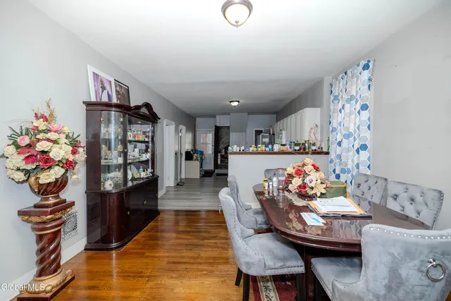 $329,900 | 947 Park Avenue, Schenectady, NY 12308