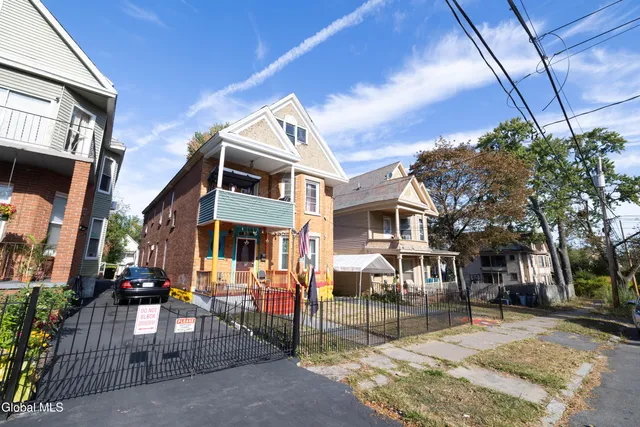 $329,900 | 947 Park Avenue, Schenectady, NY 12308