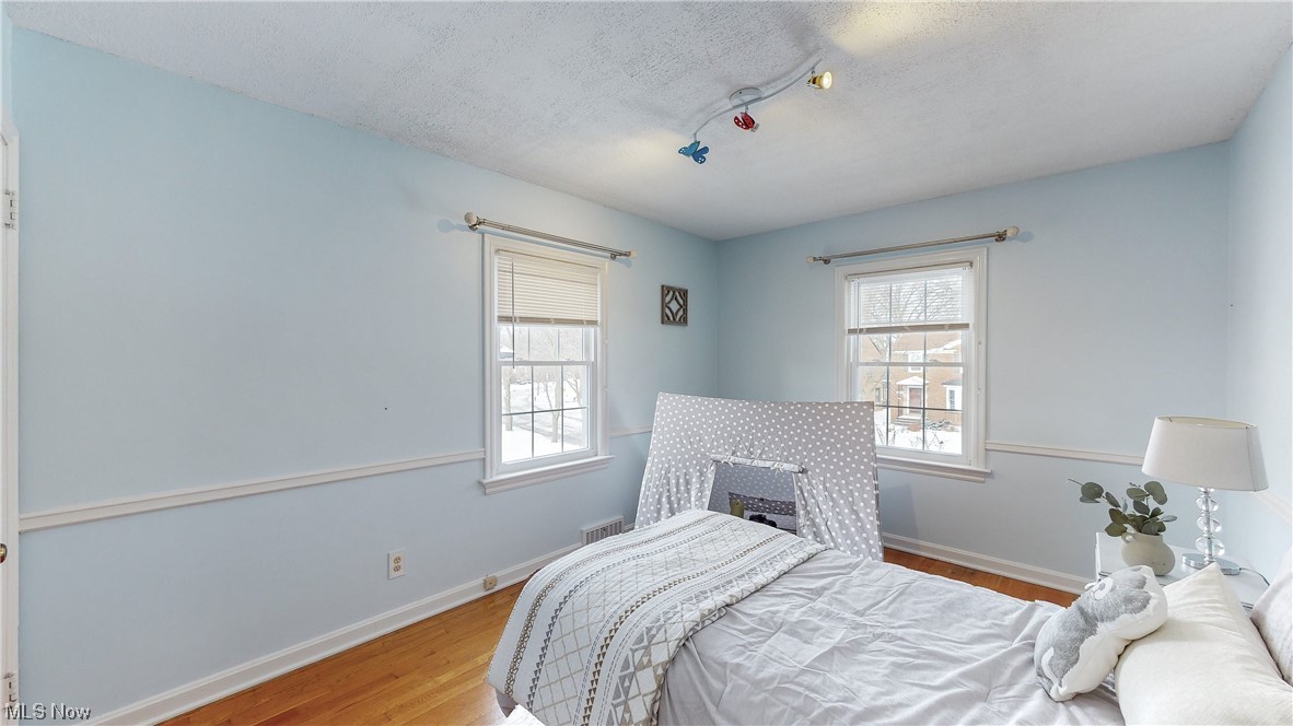 3918 Tyndall Road Cleveland, OH 44118 - Photo 15 of 33 Gallery Image 15