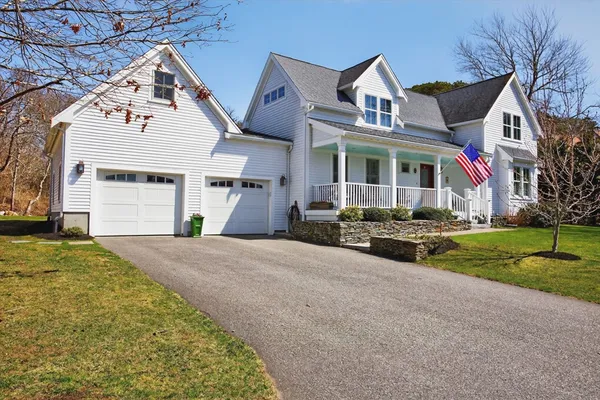 $1,795,000 | 70 Old Queen Anne Road, Chatham, MA 02633