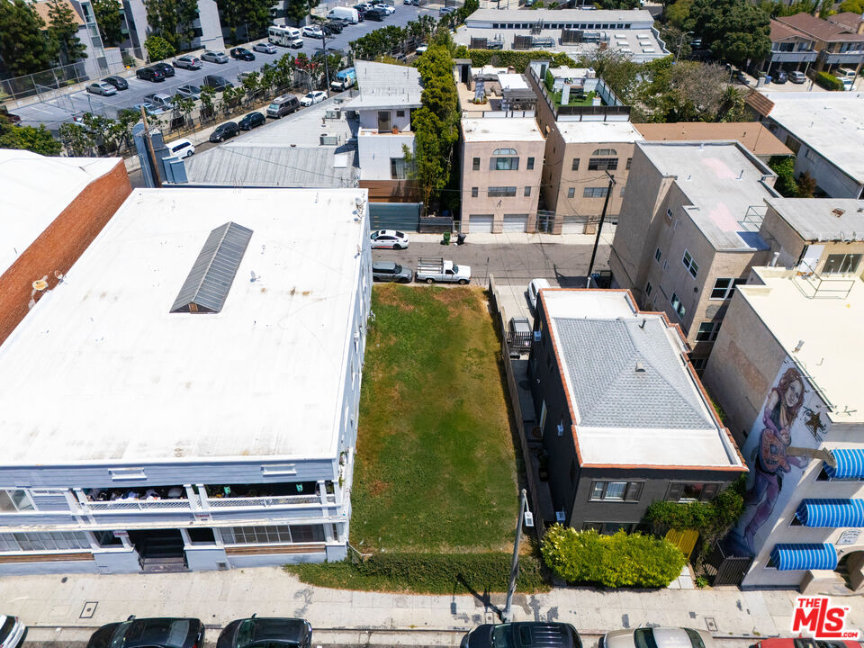 1816 Pacific Avenue Venice, CA 90291 - Photo 4 of 10 an aerial view of a