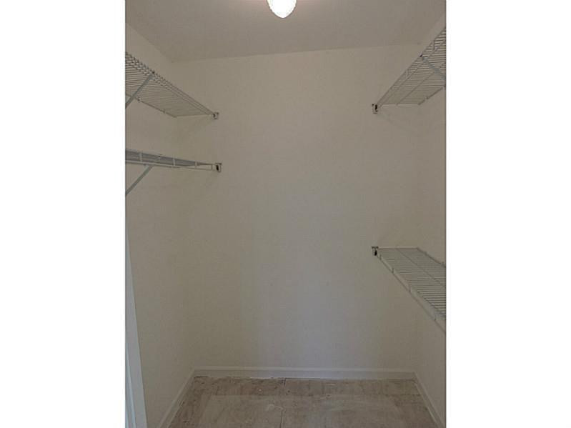 30 Southwest 5th Avenue, Unit 40 Boca Raton, FL 33432 - Photo 11 of 16 Master Bedroom