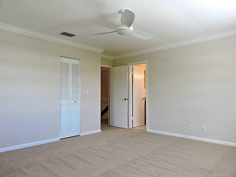 30 Southwest 5th Avenue, Unit 40 Boca Raton, FL 33432 - Photo 9 of 16 Master Bedroom