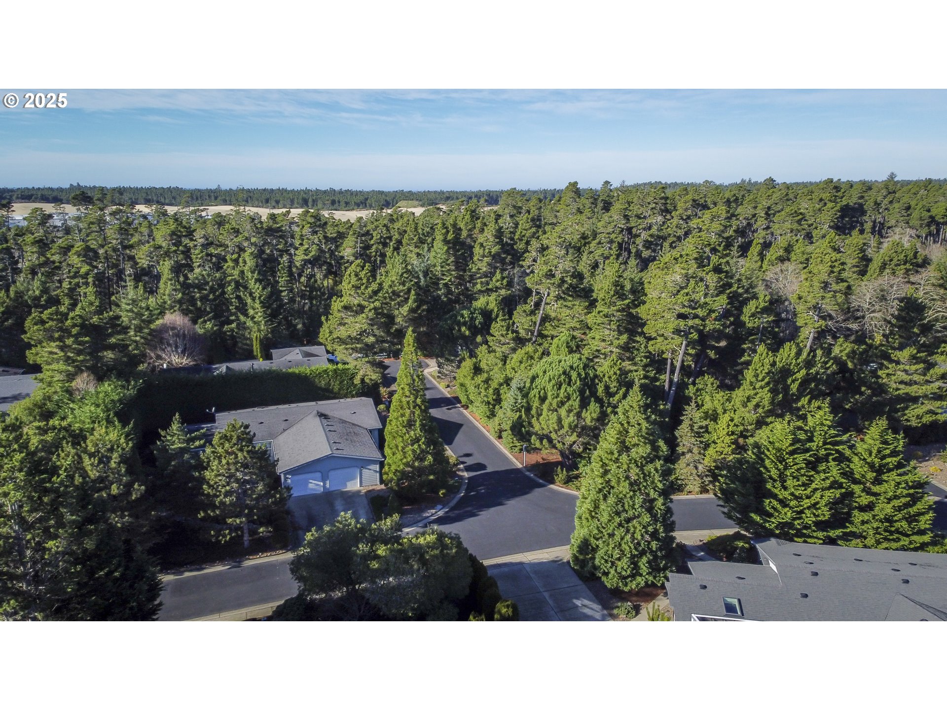 515 Robin Lane Florence, OR 97439 - Photo 35 of 38