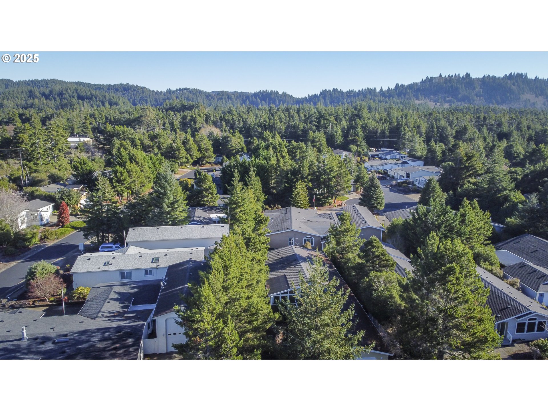 515 Robin Lane Florence, OR 97439 - Photo 36 of 38