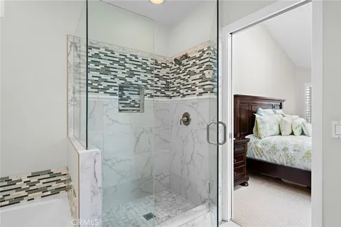 a en suite bathroom with a shower