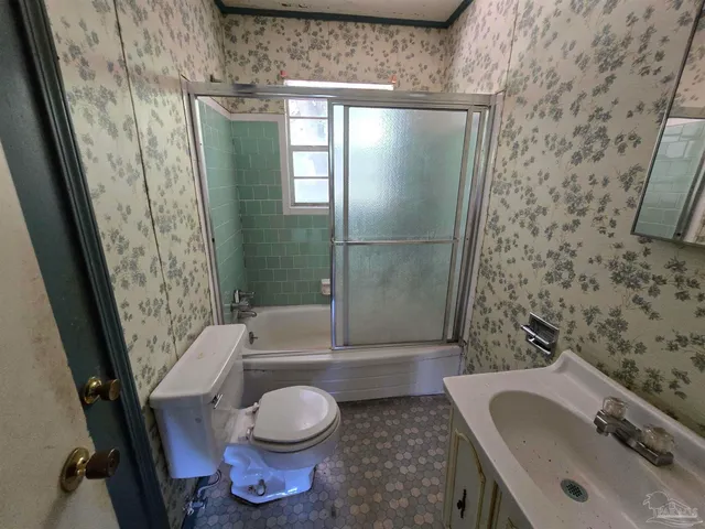 a view of livingroom with an outdoor space