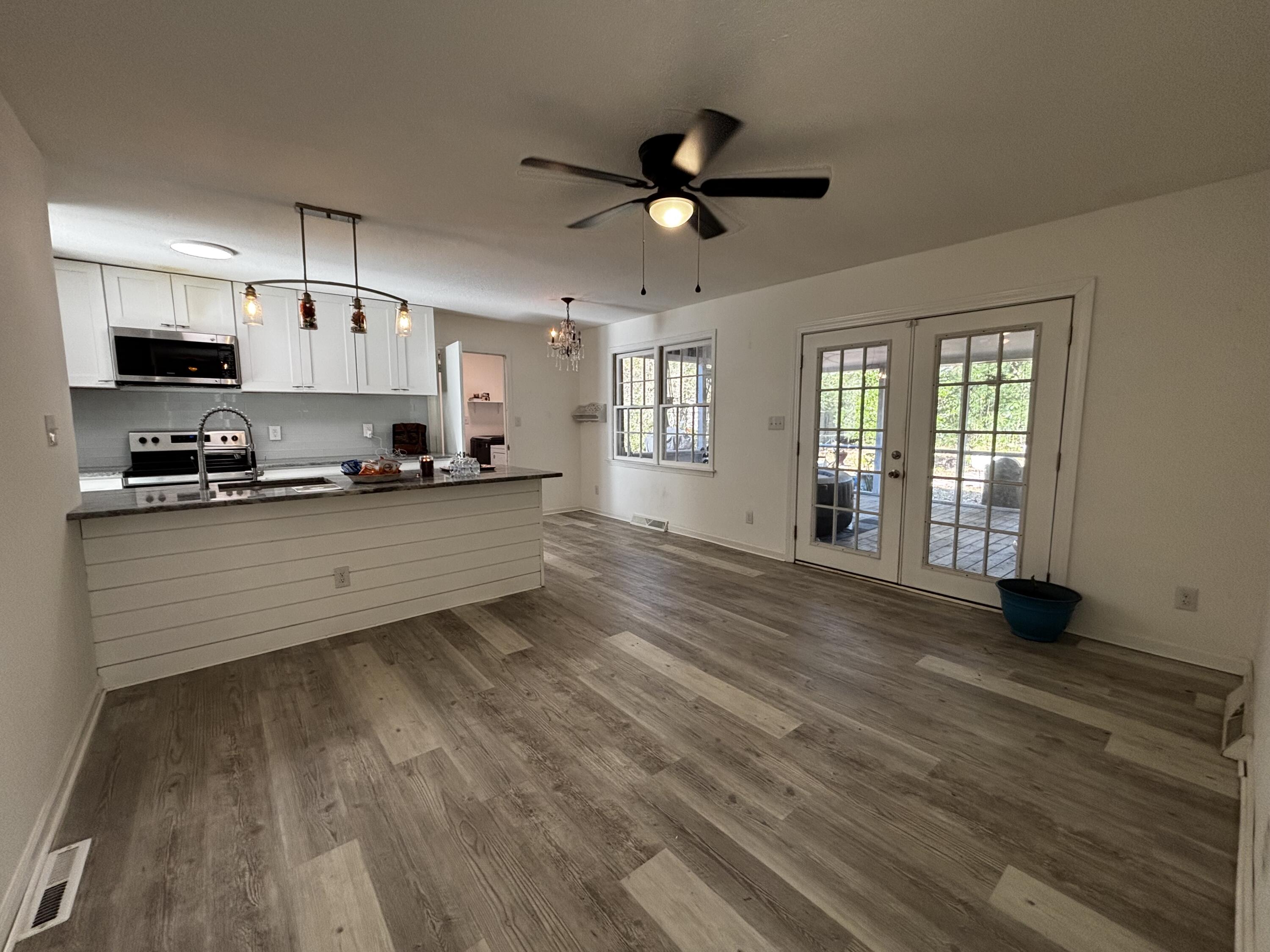 203 Jimbo Road Summerville, SC 29485 - Photo 18 of 22 IMG_7519