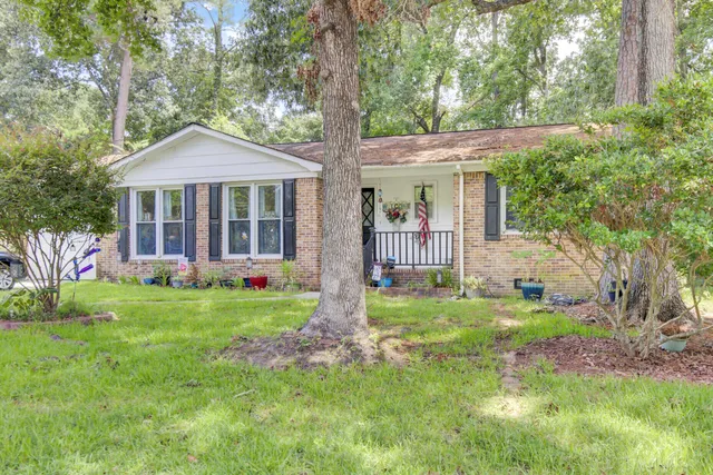 $335,000 | 203 Jimbo Road, Summerville, SC 29485