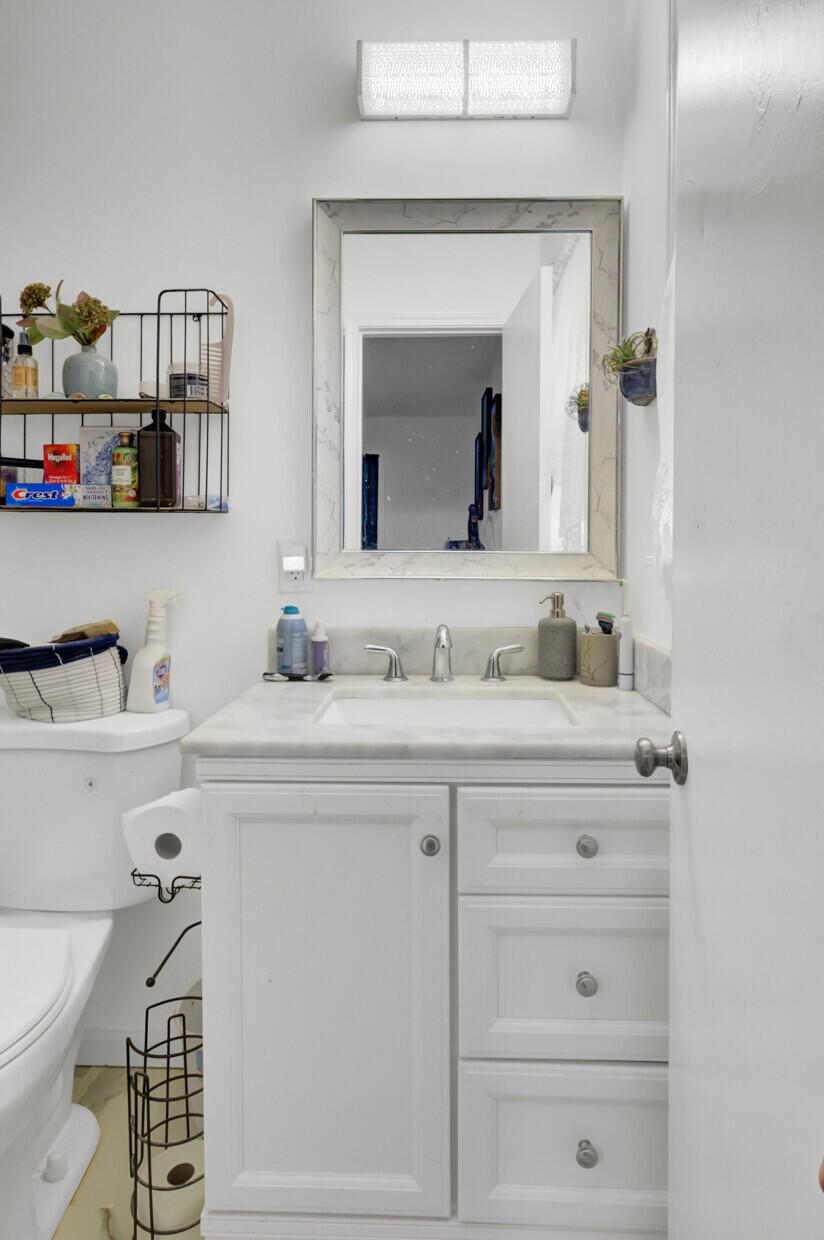 203 Jimbo Road Summerville, SC 29485 - Photo 26 of 39 27_27_mls