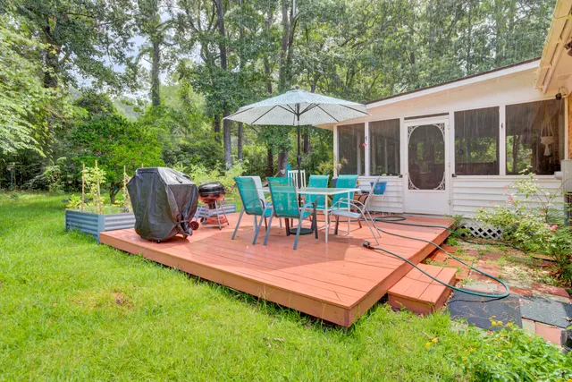 $335,000 | 203 Jimbo Road, Summerville, SC 29485