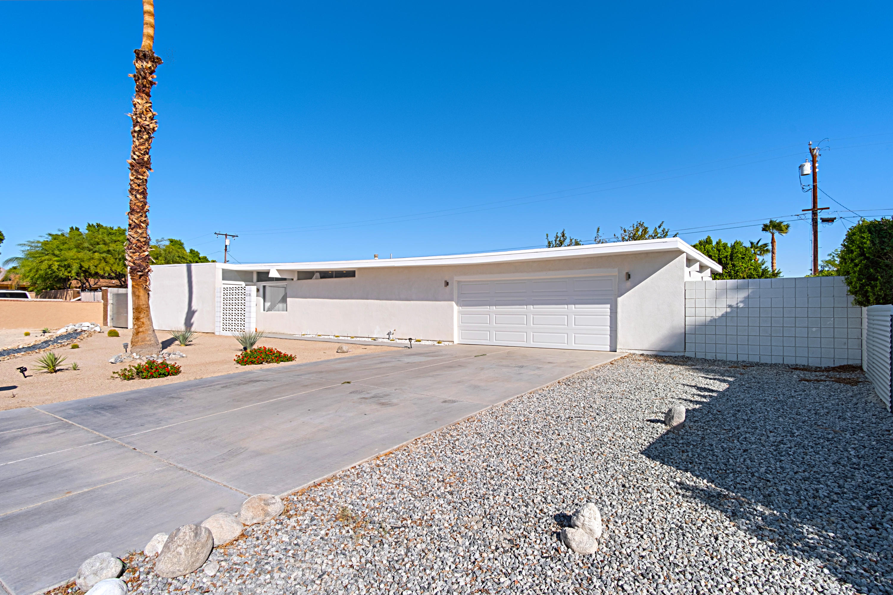 2326 East Finley Road Palm Springs, CA 92262 - Photo 13 of 39 39613259117076bpo-117076-103