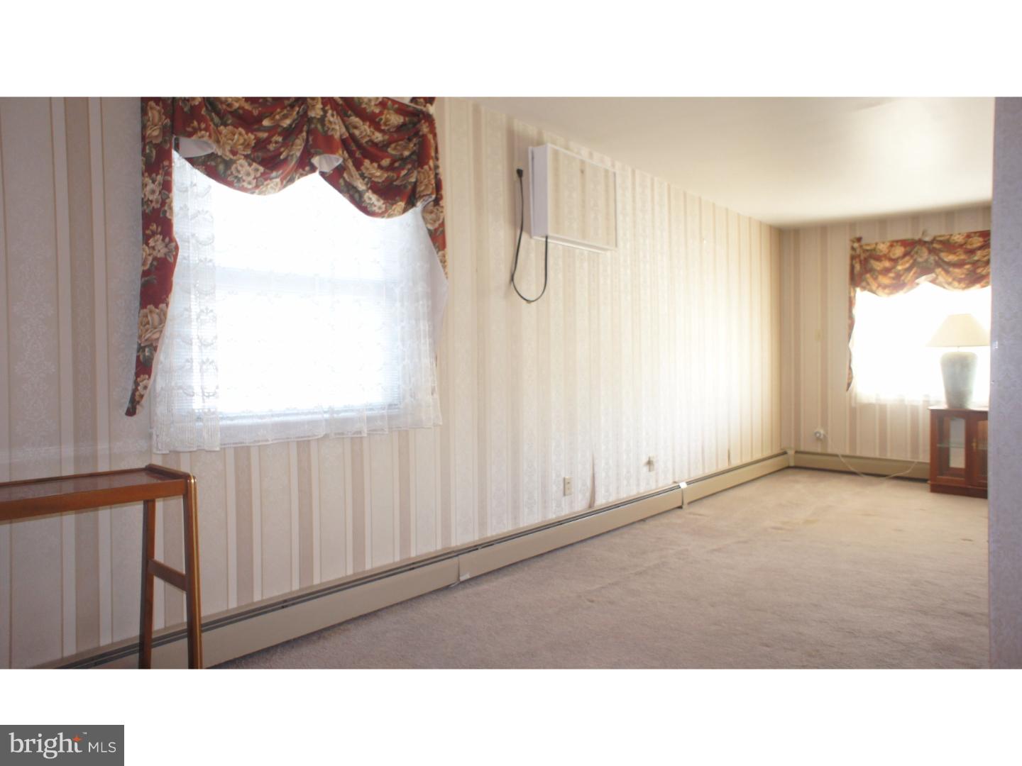 11005 Stevens Road Philadelphia, PA 19116 - Photo 12 of 25 Dining Room