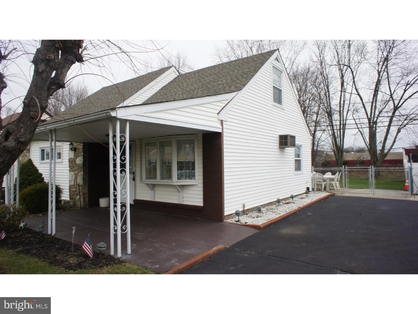 11005 Stevens Road Philadelphia, PA 19116 - Photo 25 of 25 Porch