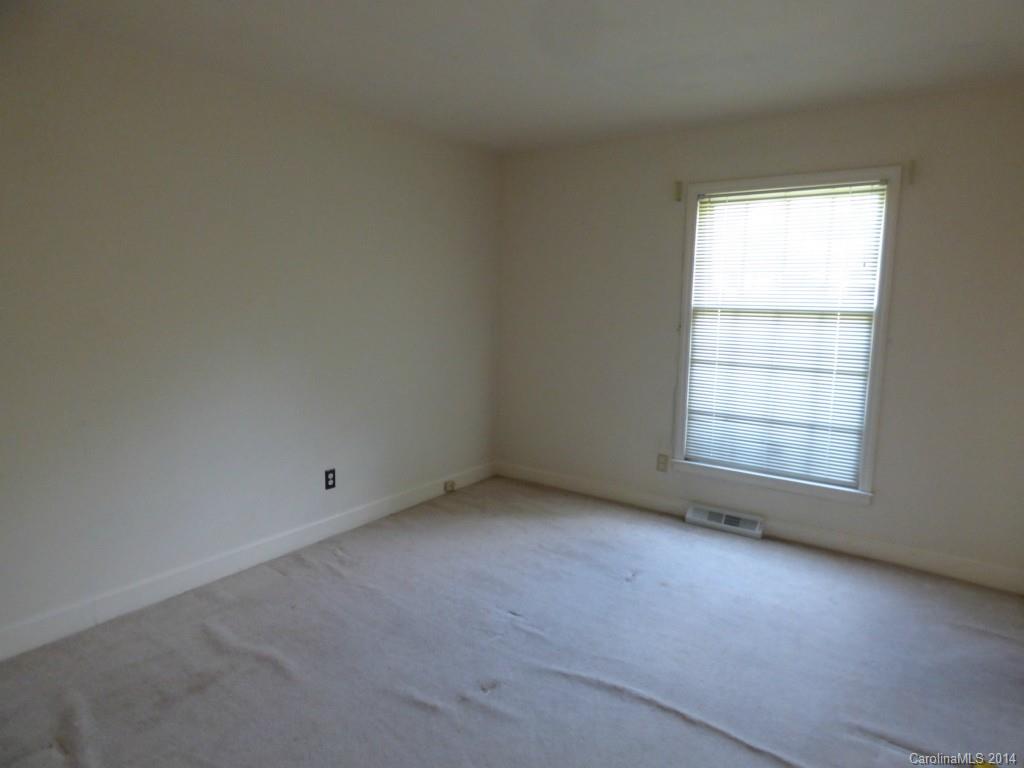 3720 Topsfield Road Charlotte, NC 28211 - Photo 6 of 17 Gallery Image 6