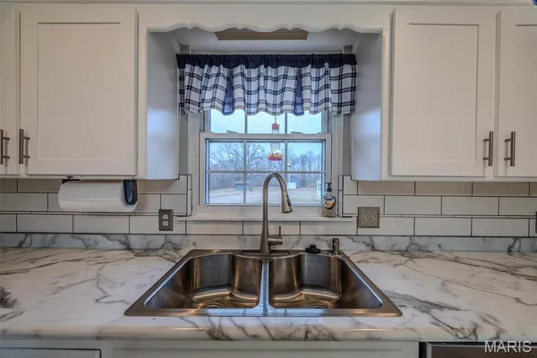 $519,900 | 22800 Highway North, Lebanon, MO 65536