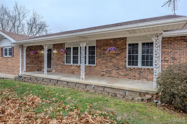 $519,900 | 22800 Highway North, Lebanon, MO 65536